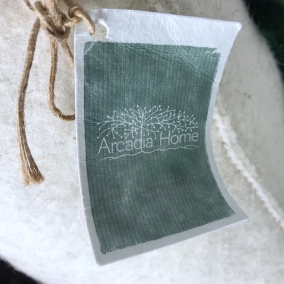 NWT ARCADIA HOME Hand Felted Wool Pillow Cover –Green Peace Sign on Cream - Picture 3 of 3